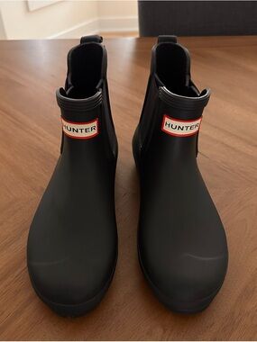 Women’s Hunter Original Chelsea Boots Size 9 NEW